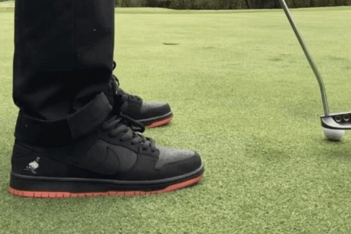 Nike SB Dunk Low Black Pigeon Nike SB Dunk Low Black Pigeon