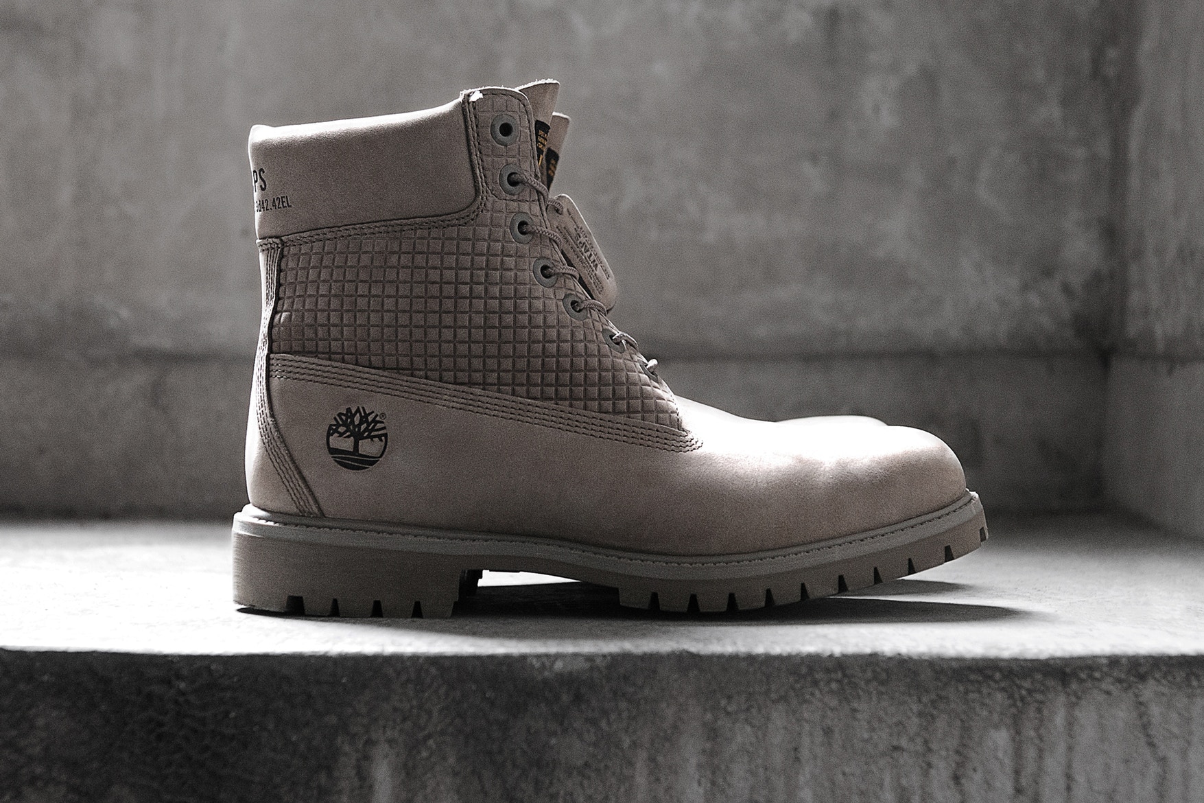 WTAPS wspolnie z Timberland pracuje nad Premium 6-Inch Boot1