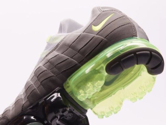 Nike Air VaporMax 95 Neon Nike Air VaporMax 95 Neon