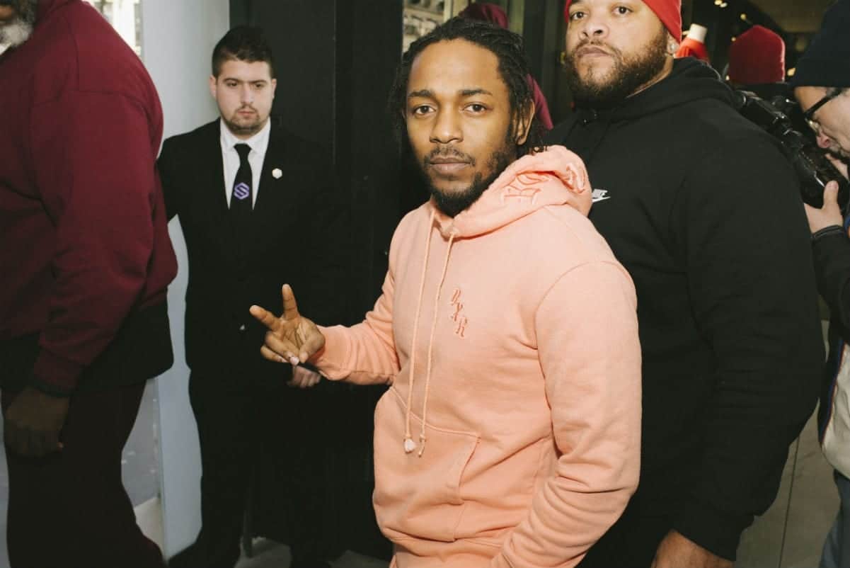 Kendrick Lamar zrobil niespodzianke i odwiedzil fanow w POP-Up Storze1