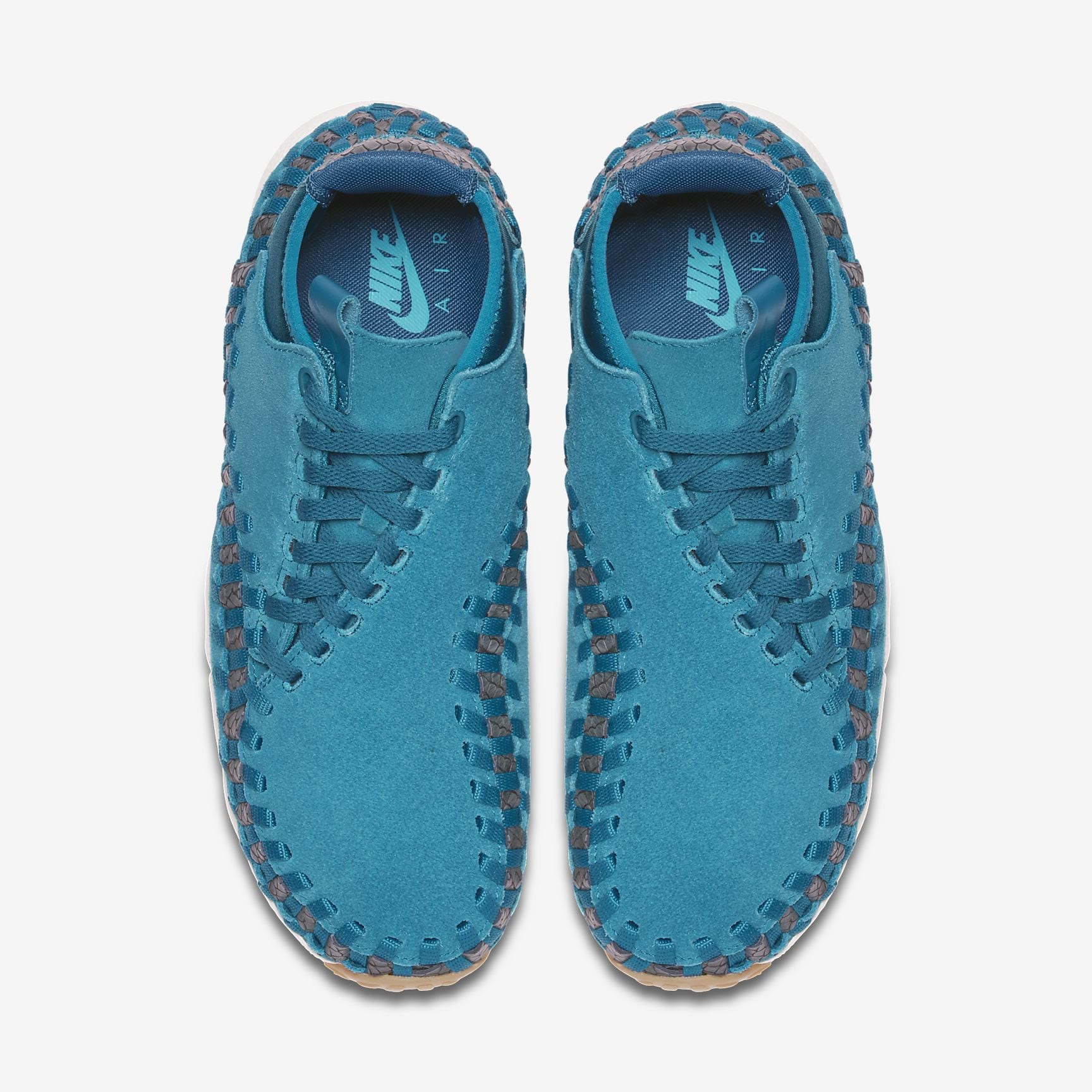 Nike Air Footscape Woven Chukka w kolorystyce „Striking Blue” 3