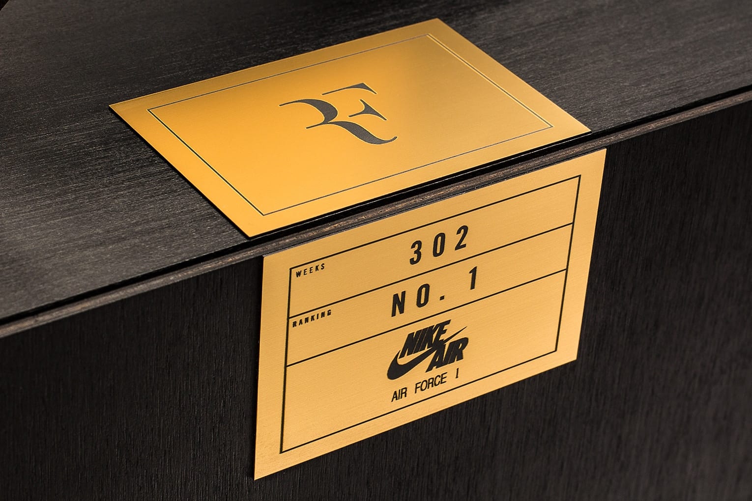 Nike przyszykowal specjalny prezent dla Rogera Federera1