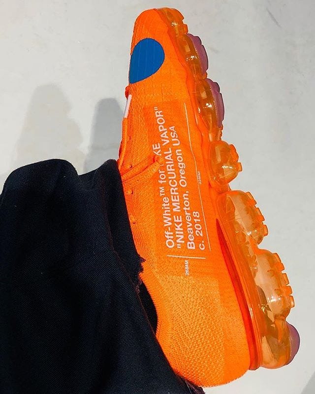 off-white x nike air vapormax orange-2