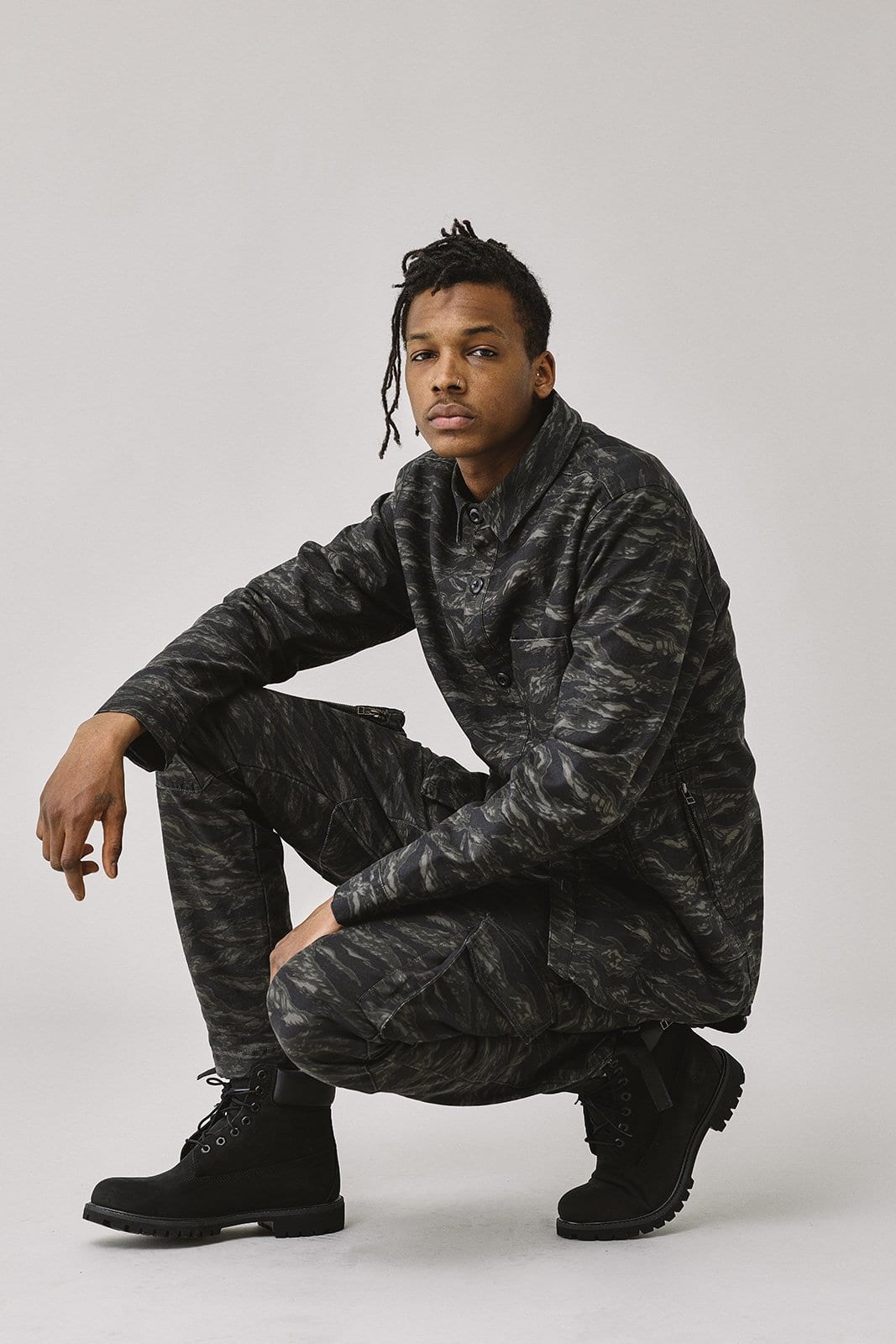 KITH prezentuje kolekcje inspirowana militarnymi klimatami18