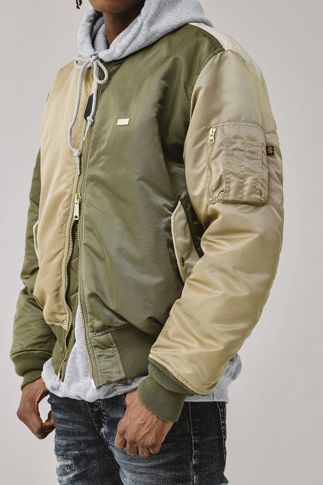 KITH prezentuje kolekcje inspirowana militarnymi klimatami3