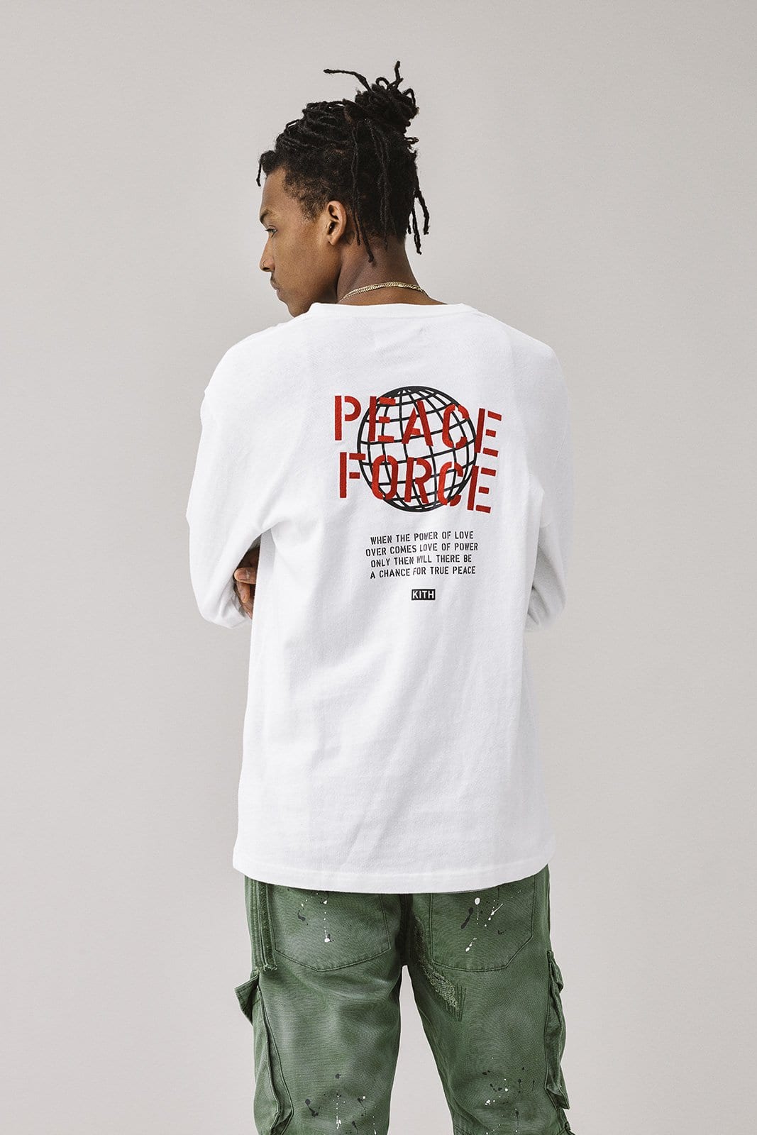 KITH prezentuje kolekcje inspirowana militarnymi klimatami38