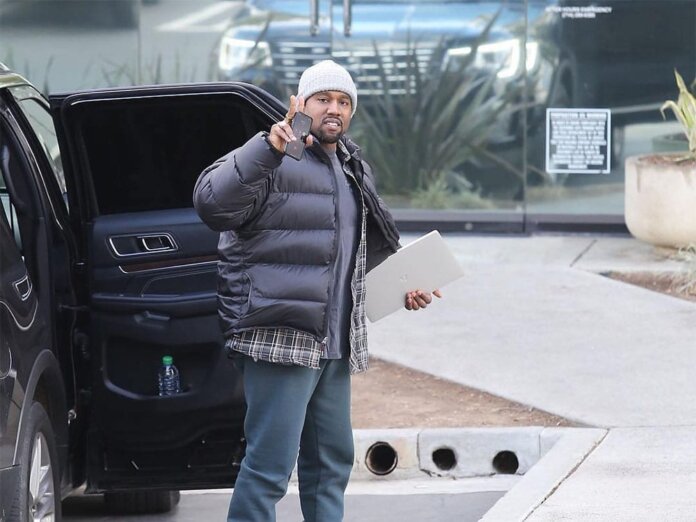 kanye west nowe yeezy 700 kanye west nowe yeezy 700