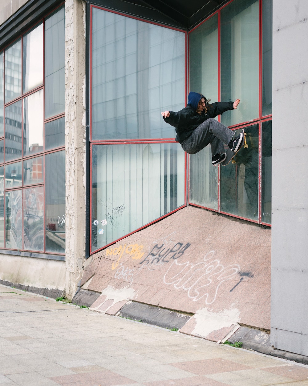 Levis Skateboarding Here And There-8