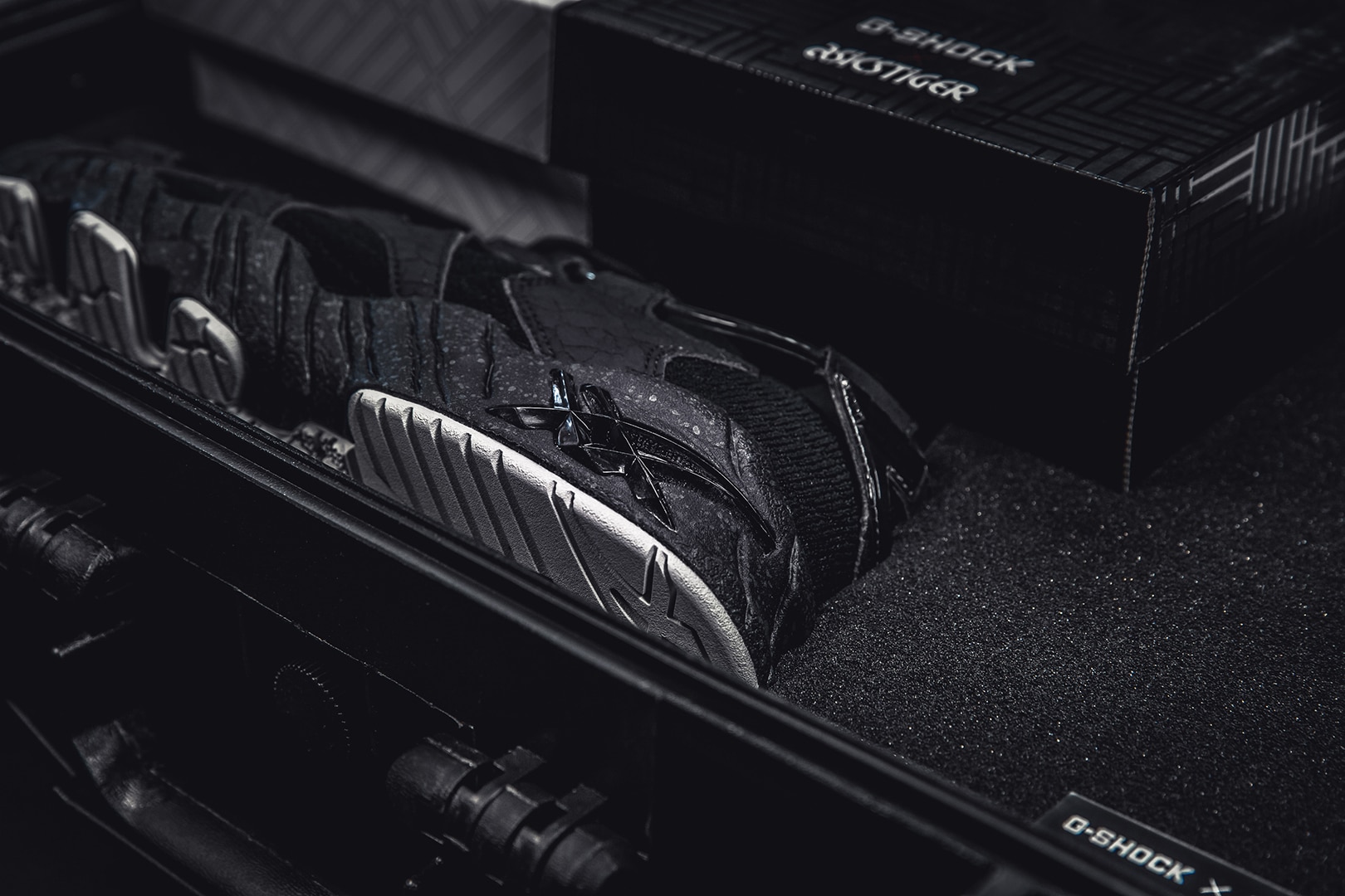 Casio G-Shock x Asics Gel-Mai Knit-16