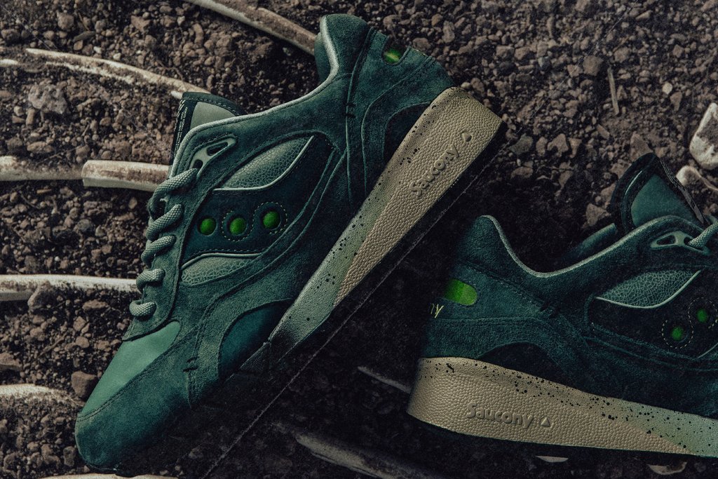 Feature x Saucony Shadow 6000 Living Fossil-4