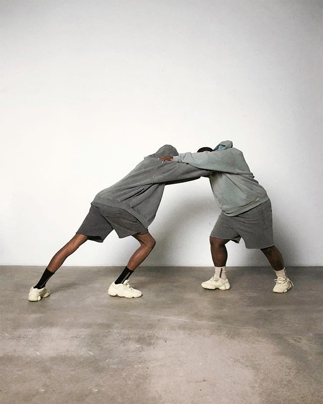 Yeezy 500 Supermoon-10