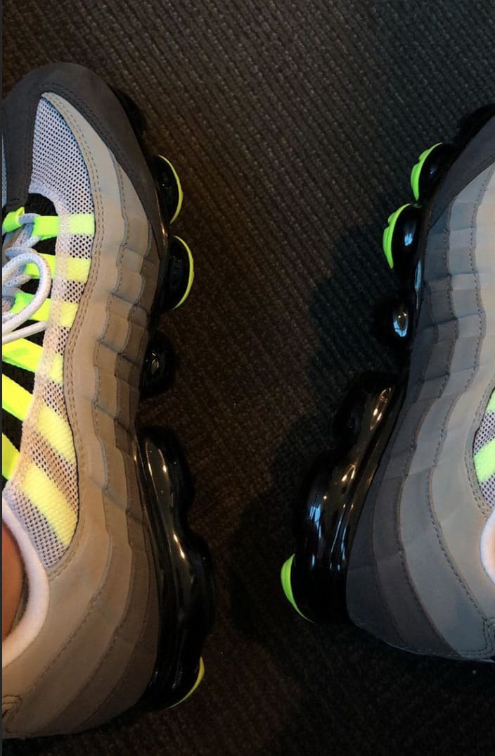 Nike Air VaporMax 95 Neon-1