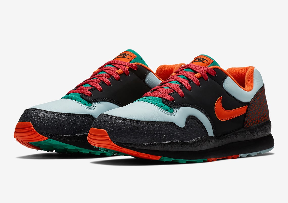 Nike Air Safari Supreme Tech Pack AO3298-002 3
