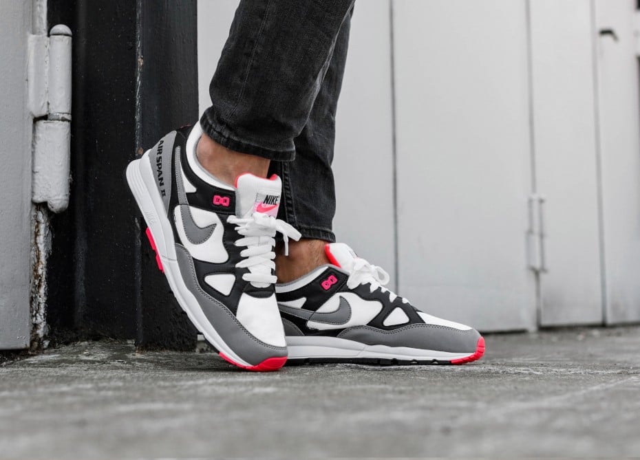 nike-air-span-ii-black-dust-solar-red-white-ah8047-005-os-1