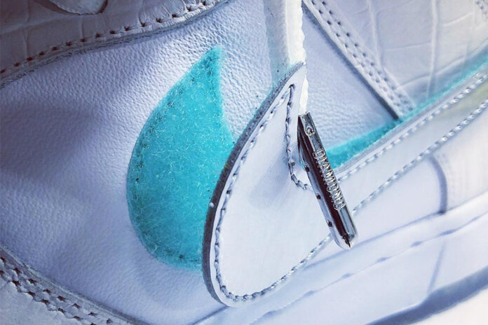 Diamond Supply Co x Nike SB Dunk Low White Diamond Diamond Supply Co x Nike SB Dunk Low White Diamond