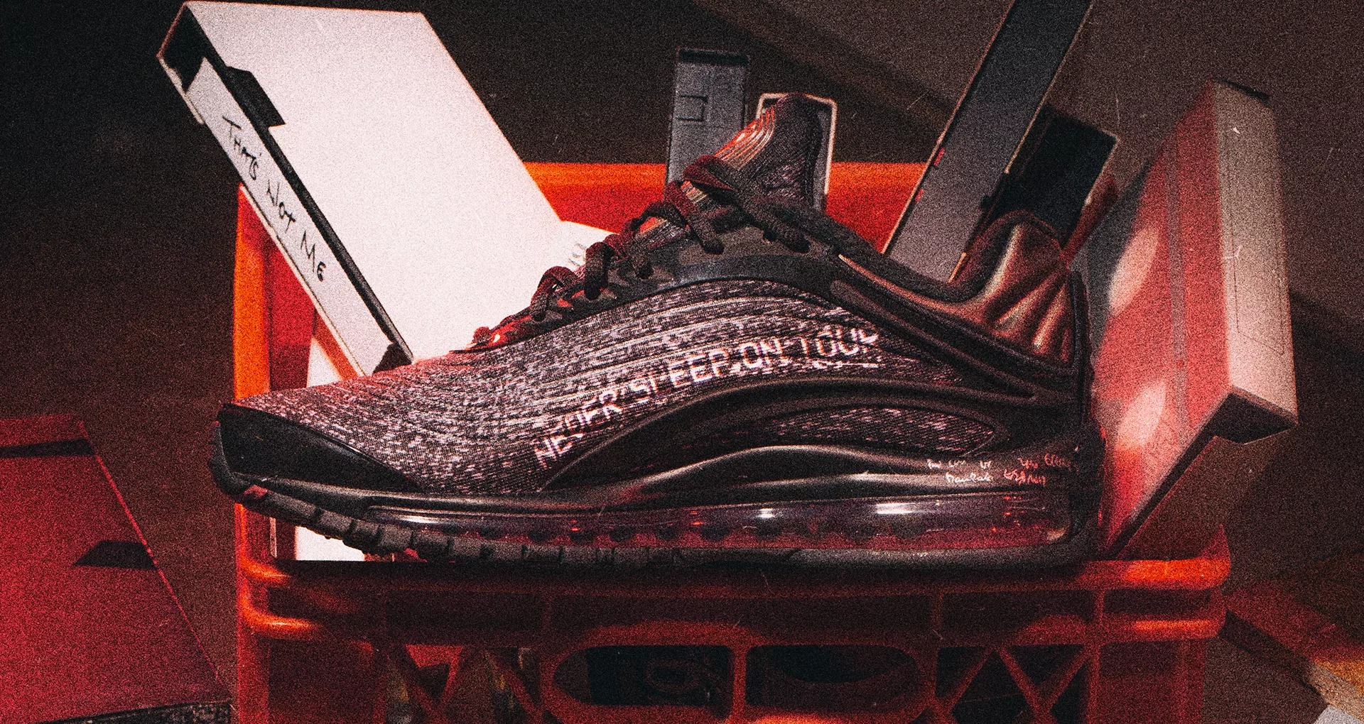 Skepta x Nike Air Max Deluxe Never sleep on Tour AQ9945-001 1