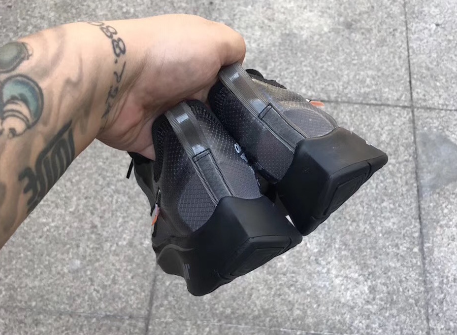 Off-White x Nike Zoom Fly SP Black AJ4588-001 2