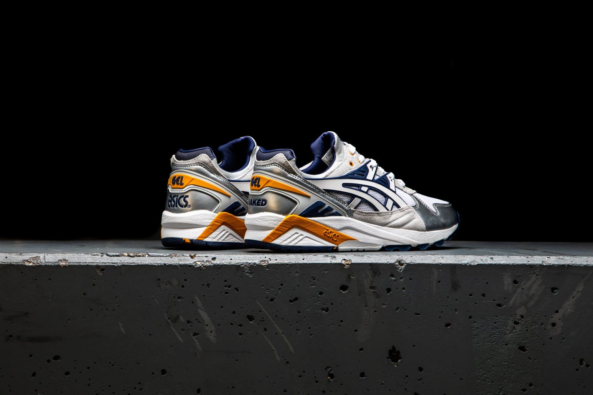 Naked_Asics_10_of_10