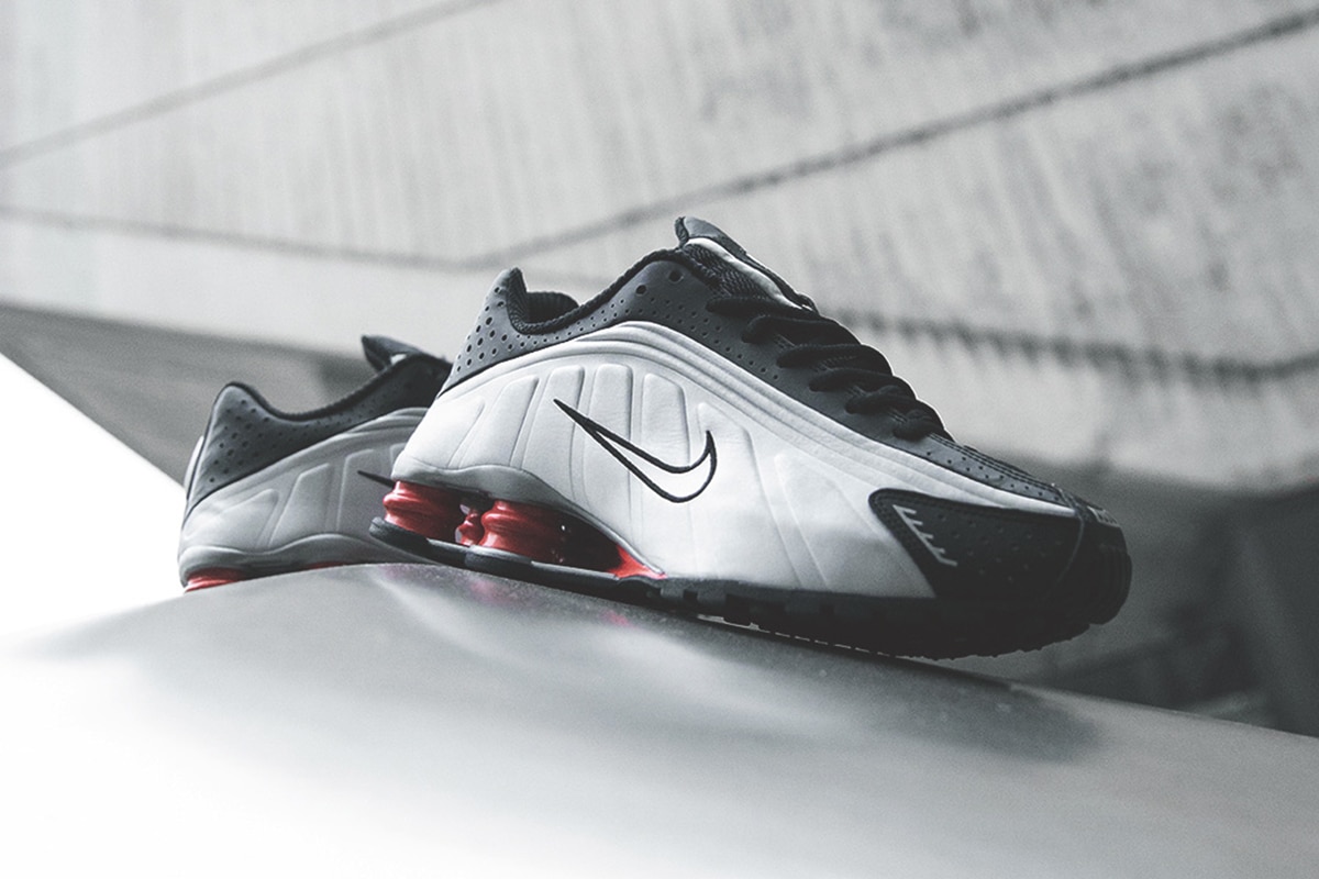 shox r4 black silver