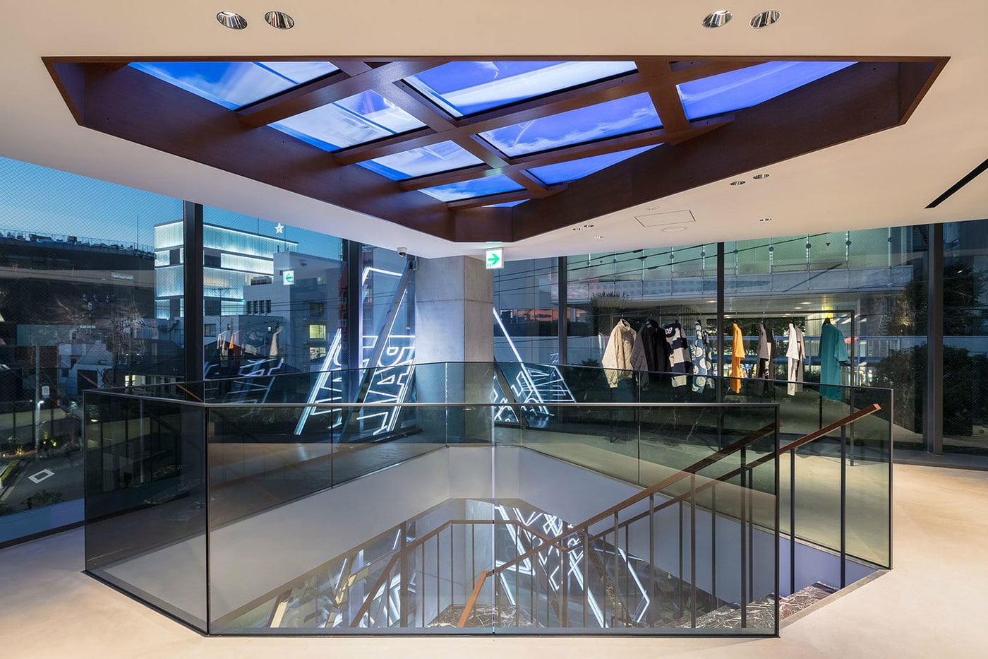 sklep Palace Skateboards tokyo store 5