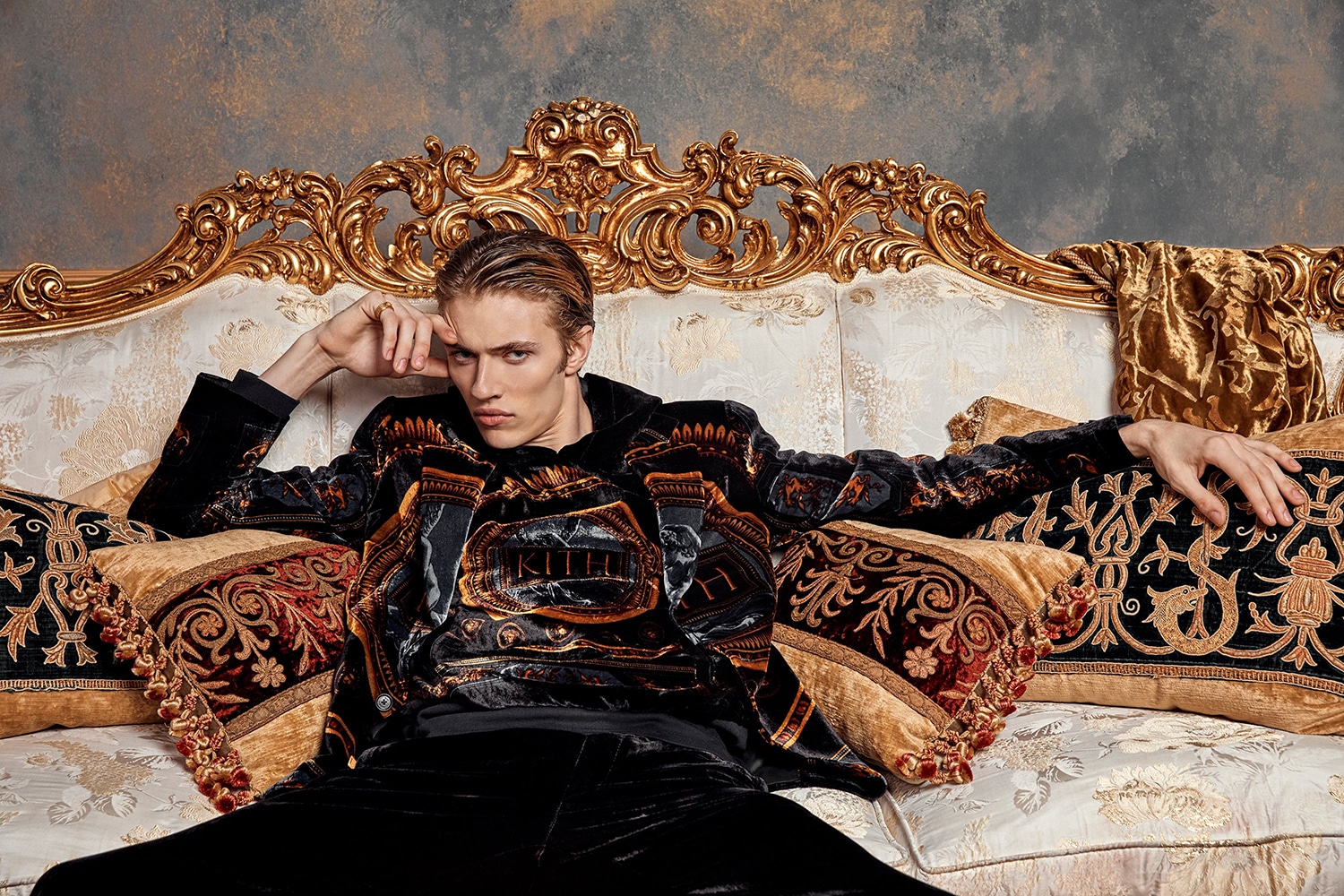 Lookbook KITH x Versace 7