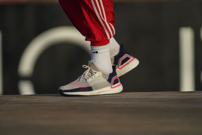ADIDAS ULTRA BOOST 19 ADIDAS ULTRA BOOST 19