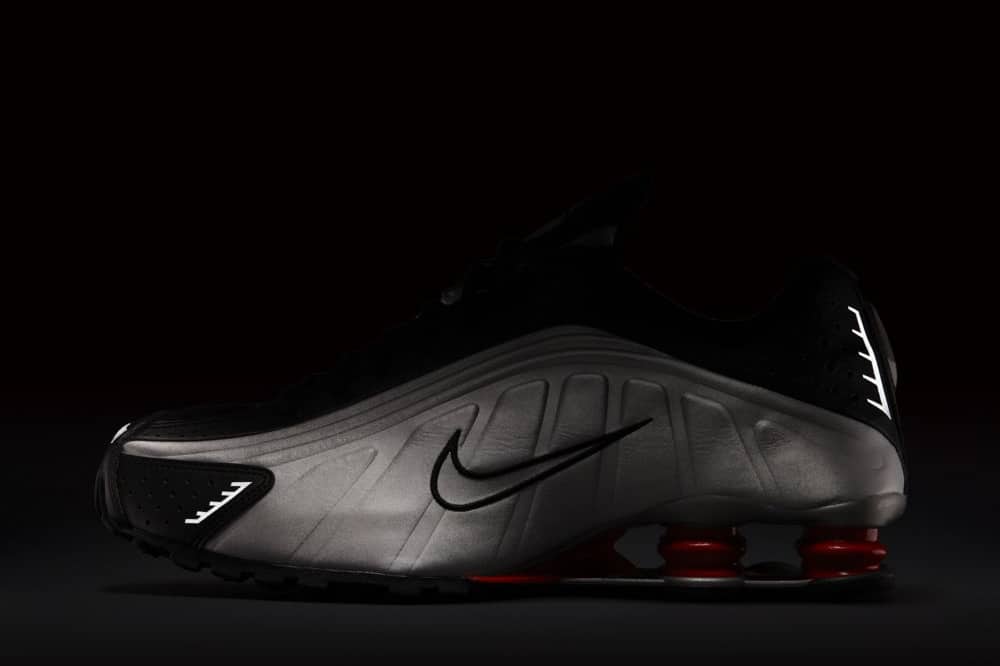 Nike Shox R4 OG Black Metallic Silver Max Orange BV1111-008 6