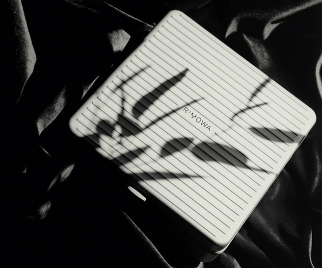 RIMOWA x Bang Olufsen Limited Edition Beoplay H9i 9