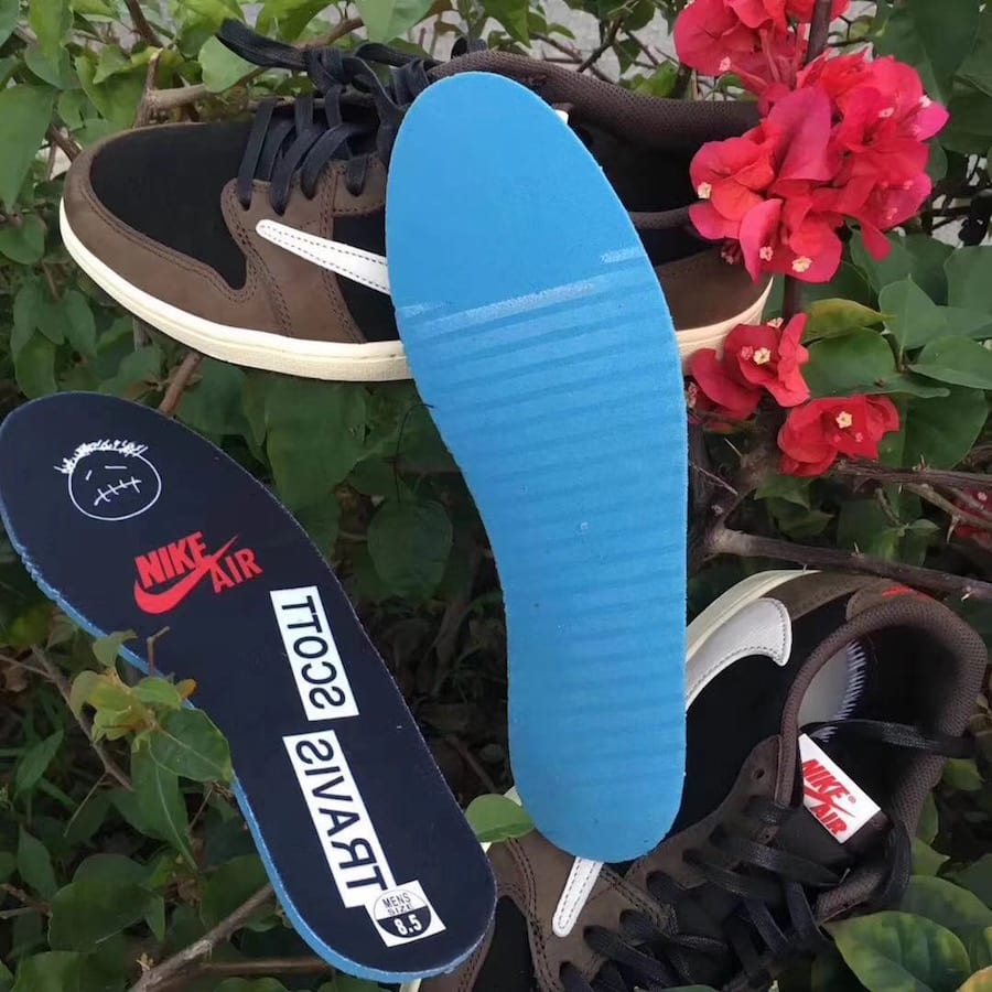 Travis Scott x Air Jordan 1 Low CQ4277-001 2