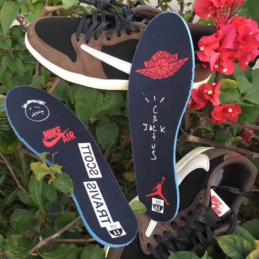Travis Scott x Air Jordan 1 Low CQ4277-001 3