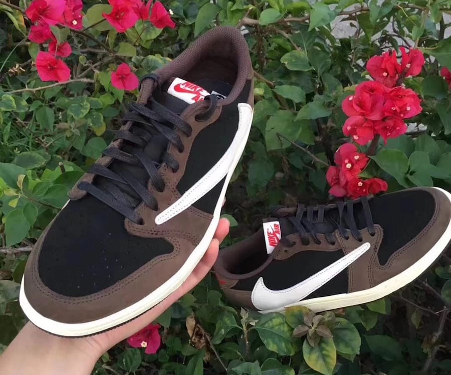 Travis Scott x Air Jordan 1 Low CQ4277-001 5