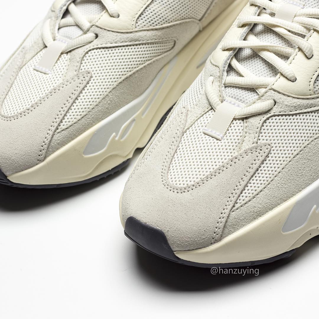 adidas Yeezy Boost 700 Analog EG7596 8