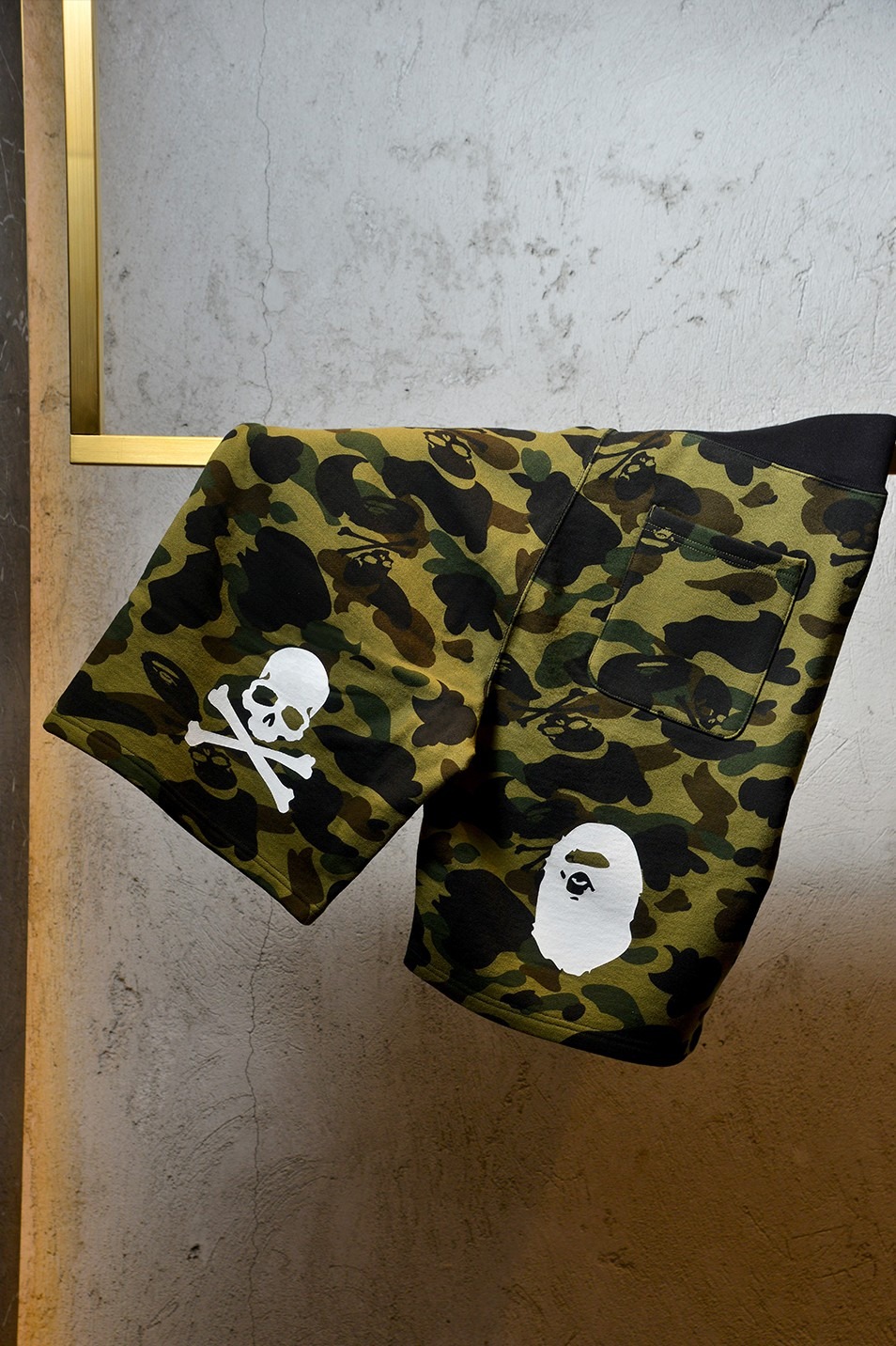 mastermind vs A BATHING APE 14