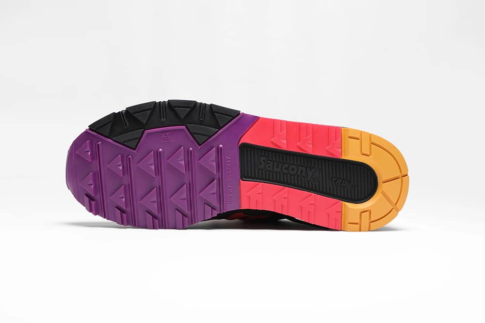 Bodega x Saucony Azura Lucky 13 2