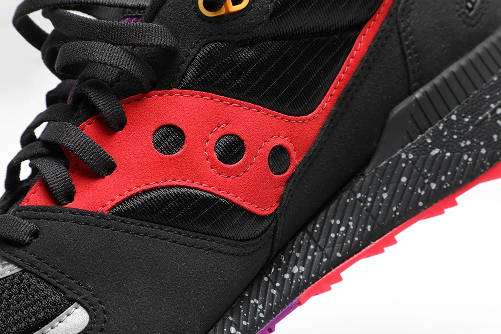 Bodega x Saucony Azura Lucky 13 4