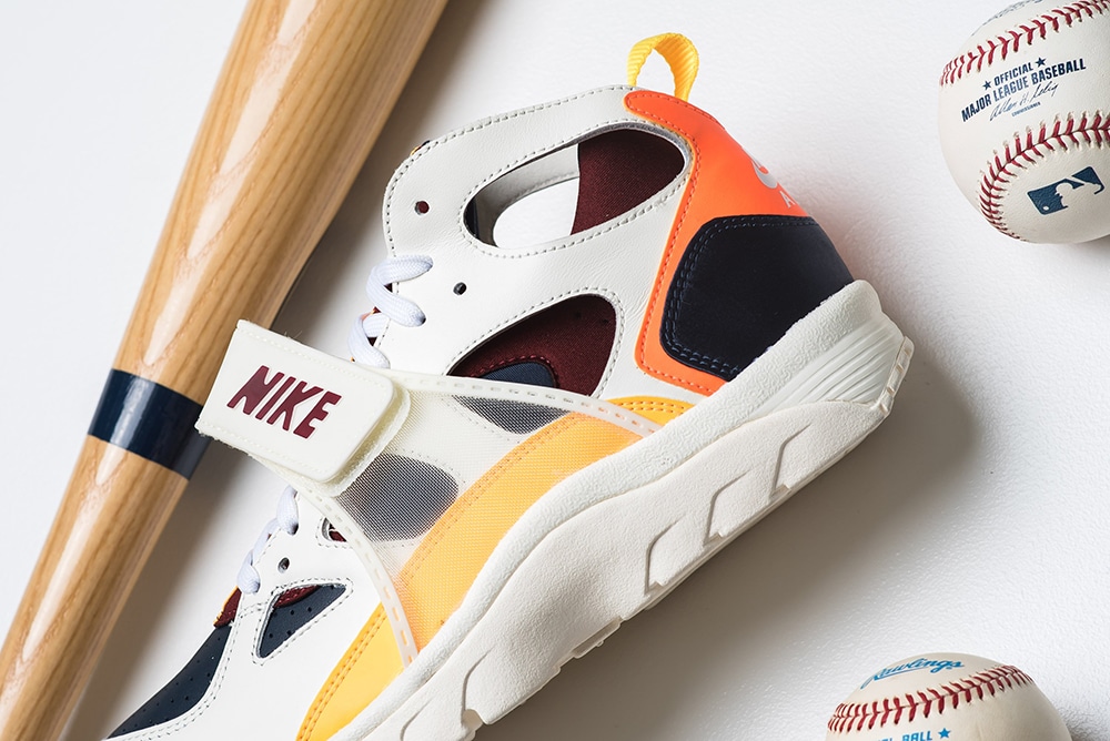 Nike Air Trainer Huarache City Pride Houston 3