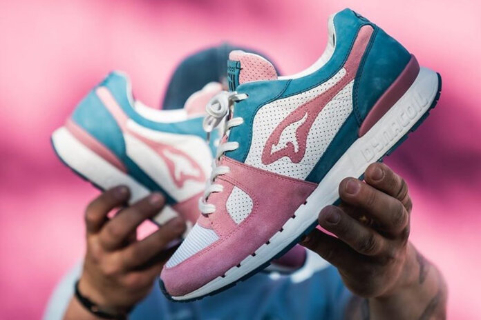 Sneakerholics x KangaROOS Coil R1 Bubblegum
