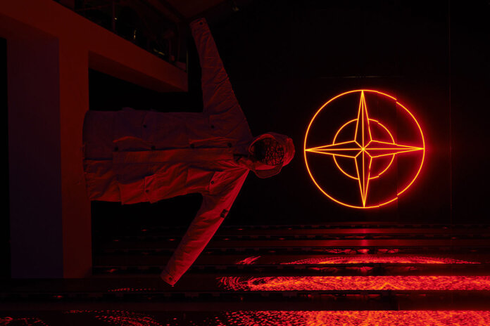 Stone Island_Prototype Research 04_Manual Flocking on Nylon Metal Grid-Ovd stone island