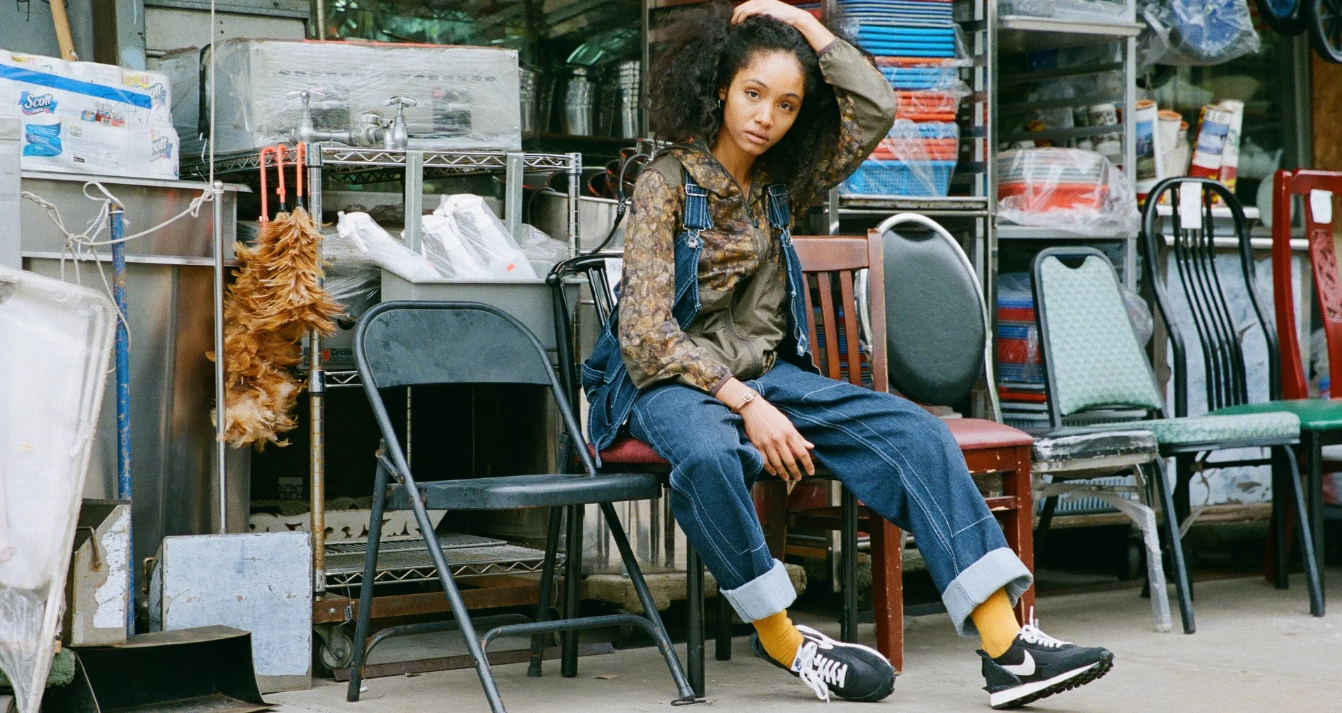 daybreak undercover black