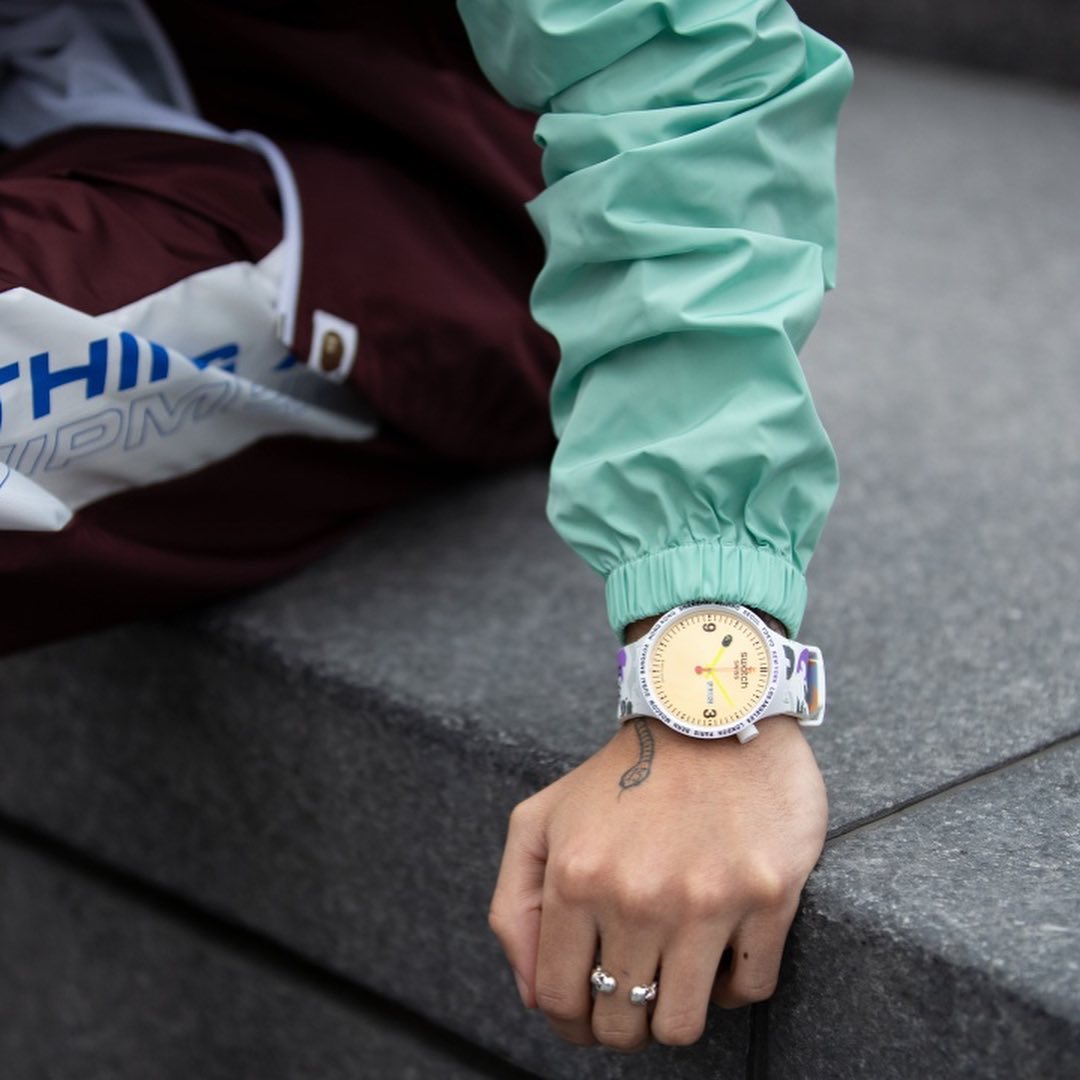 Zegarki Swatch x Bape
