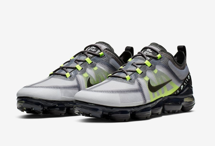 nike air vapormax 2019 black volt