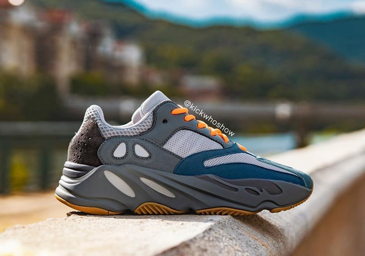 adidas Yeezy Boost 700 Teal Blue 4