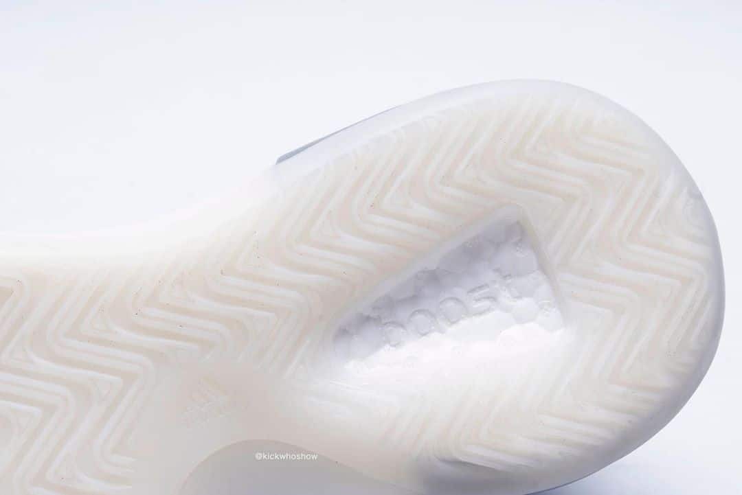 adidas yeezy basketball quantum 12