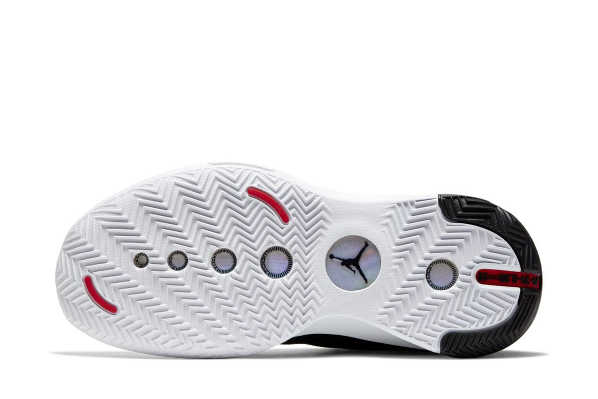 Air Jordan 34 Bred White Orbit Red AR3240-100 1