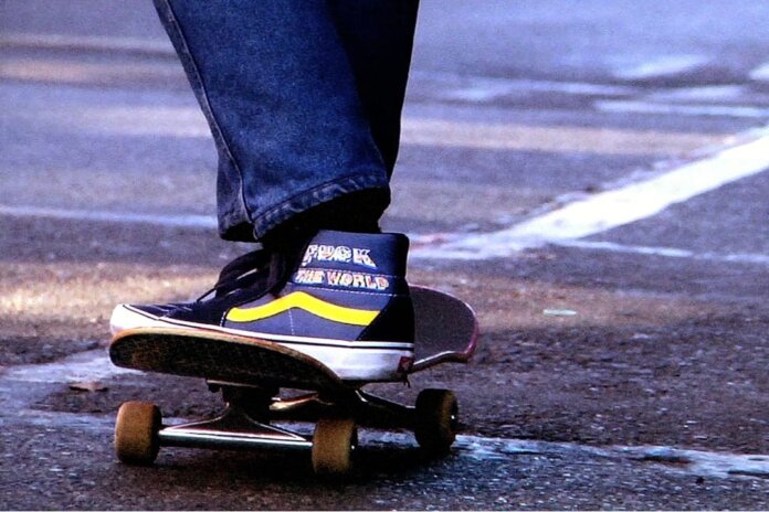 Supreme x Vans Sk8 Hi
