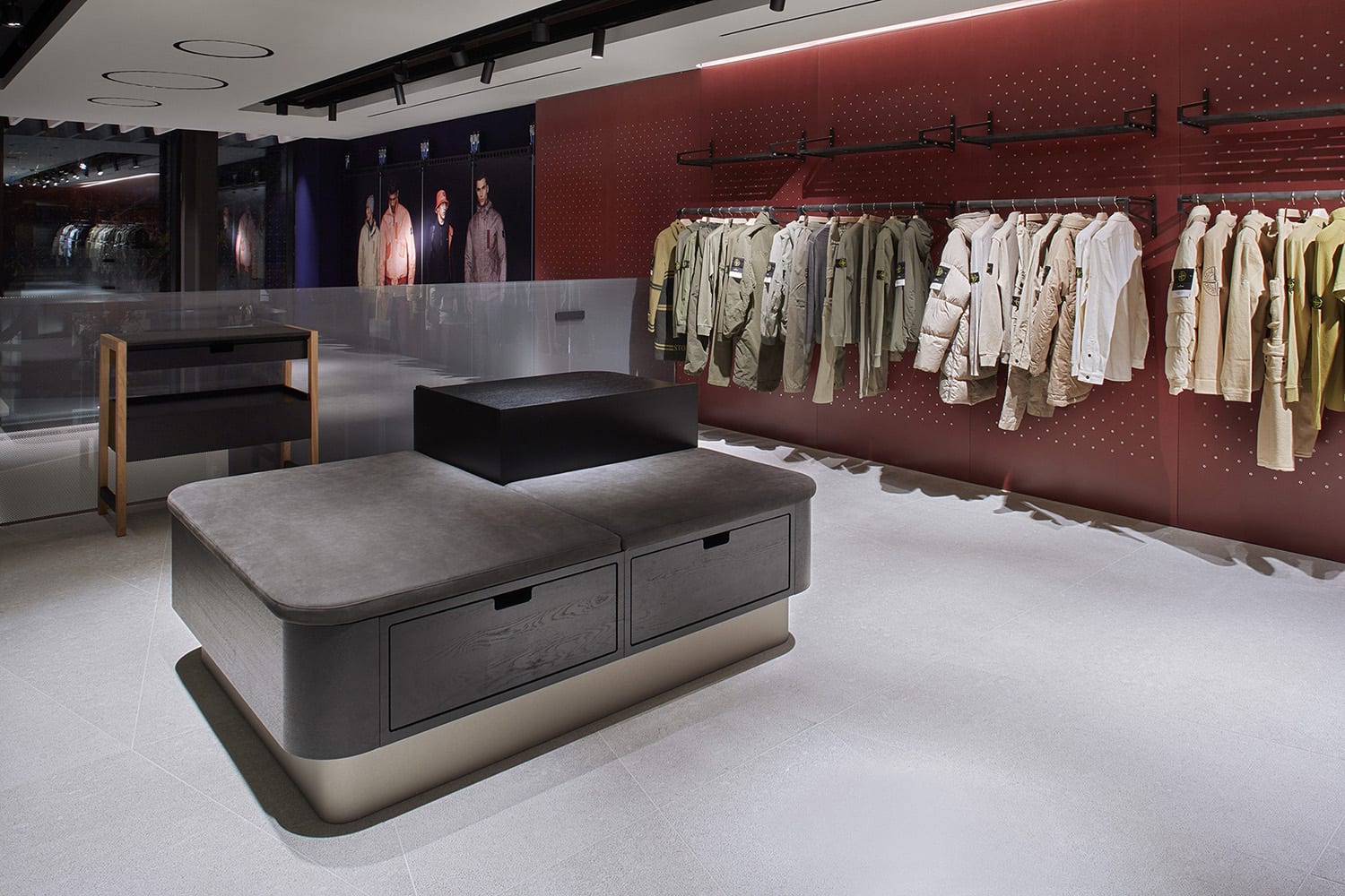 6-Stone Island_Toronto