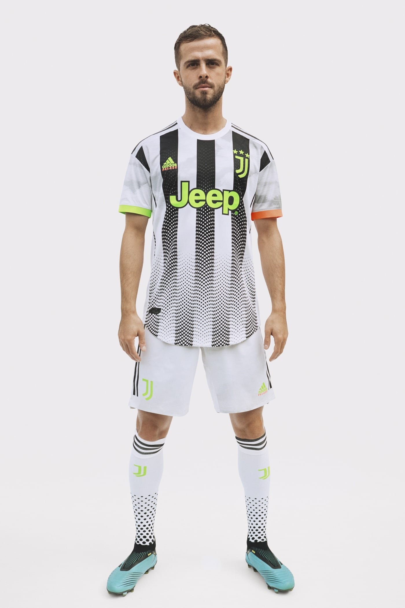 Juventus x Palace x adidas Football 10