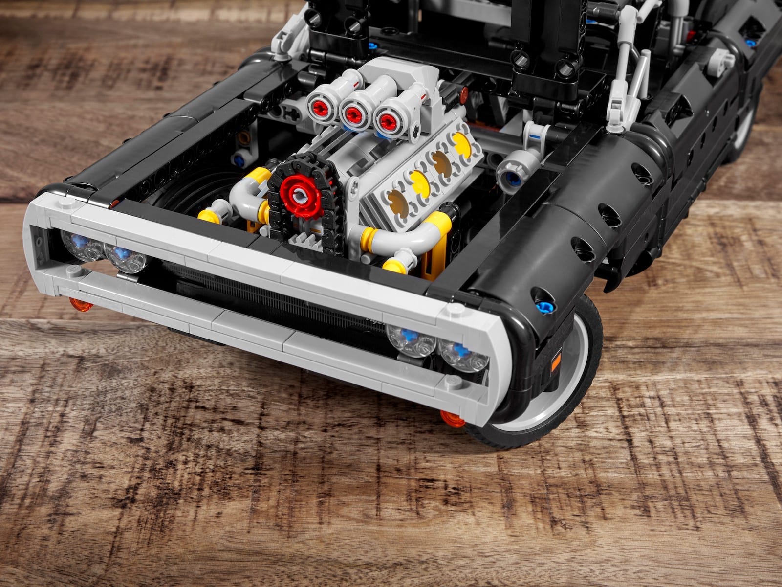 LEGO Technic Doms Dodge Charger 6