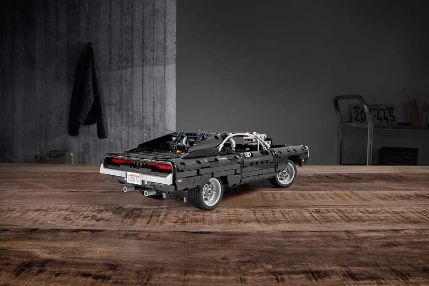 LEGO Technic Doms Dodge Charger 9