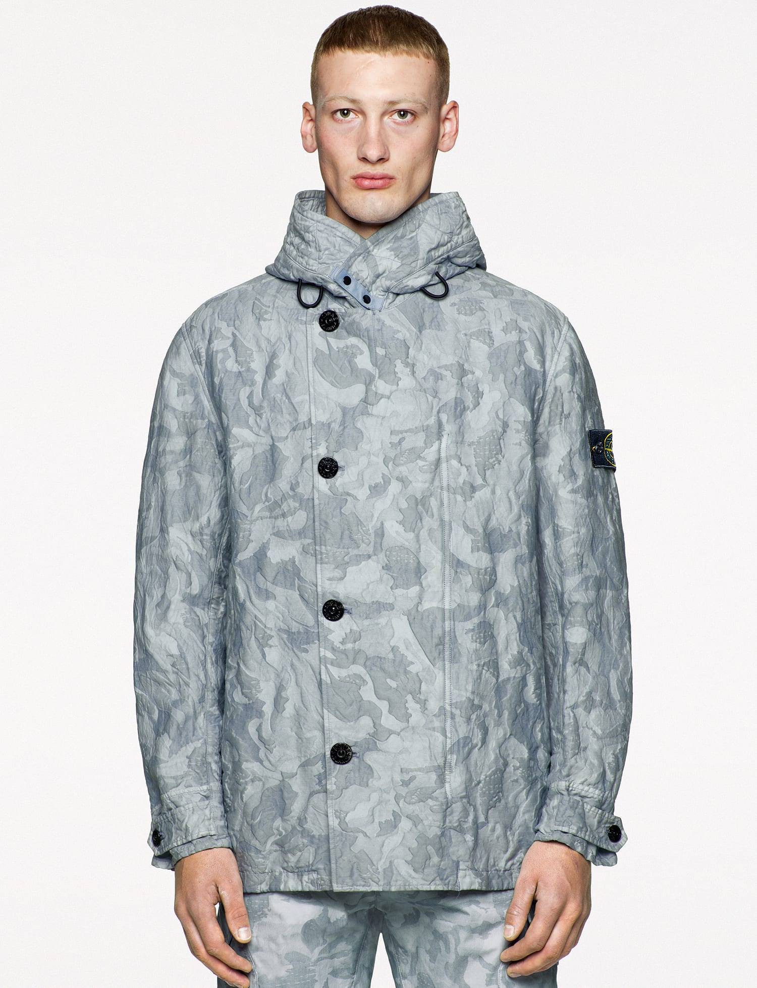 Stone Island prezentuje kolekcję „Big Loom Camo”